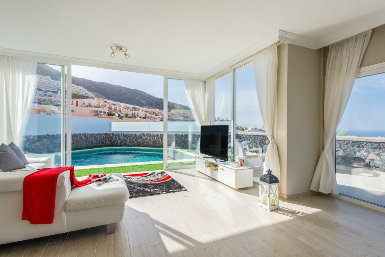 Luxury White Villa With Sea View, Heated Pool Costa Adeje  Extérieur photo