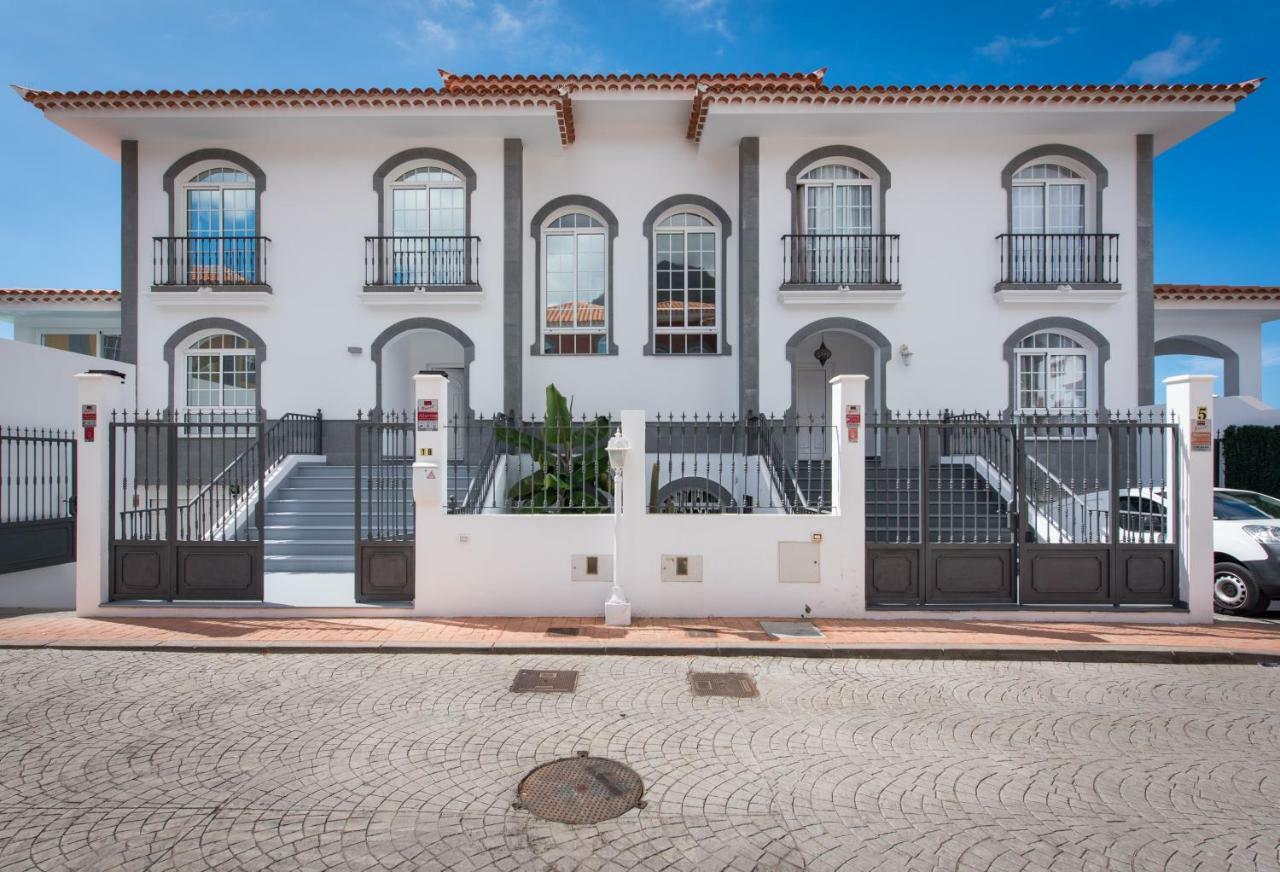 Luxury White Villa With Sea View, Heated Pool Costa Adeje  Extérieur photo