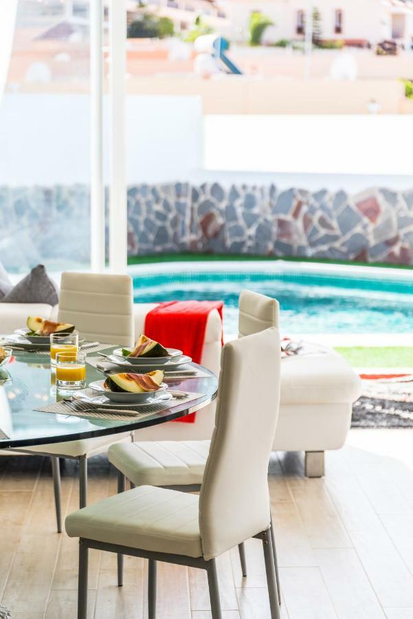 Luxury White Villa With Sea View, Heated Pool Costa Adeje  Extérieur photo