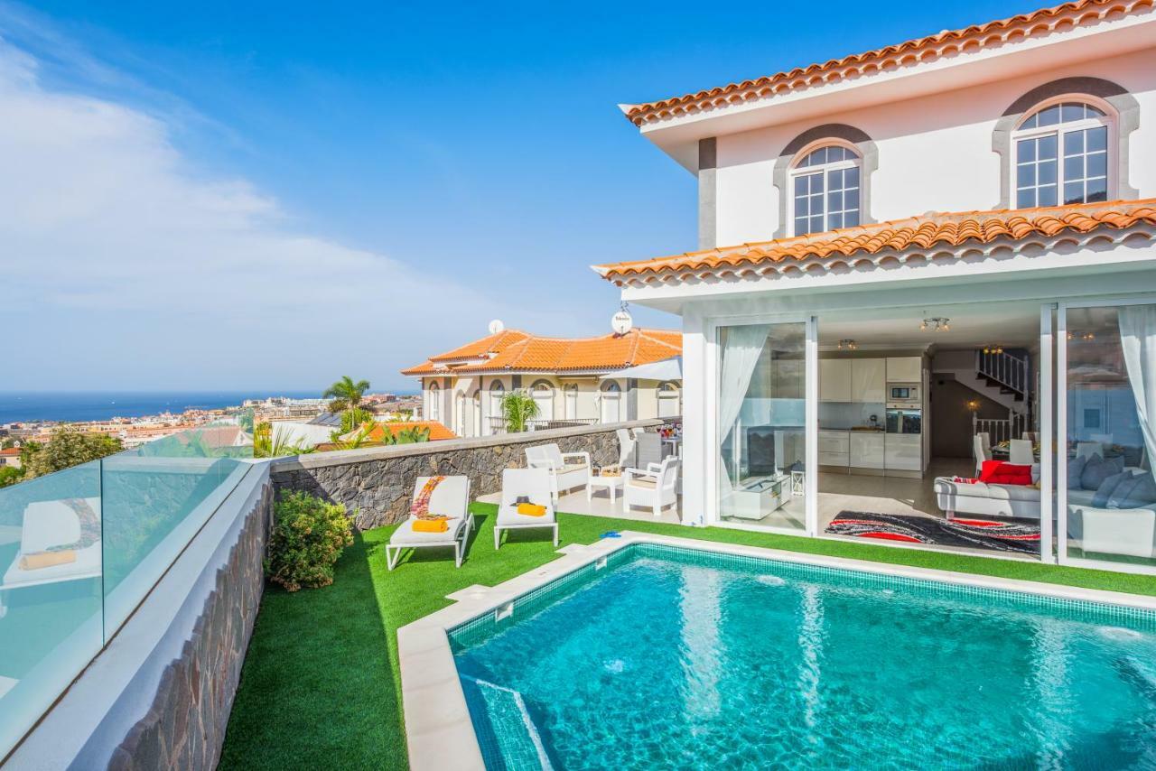Luxury White Villa With Sea View, Heated Pool Costa Adeje  Extérieur photo