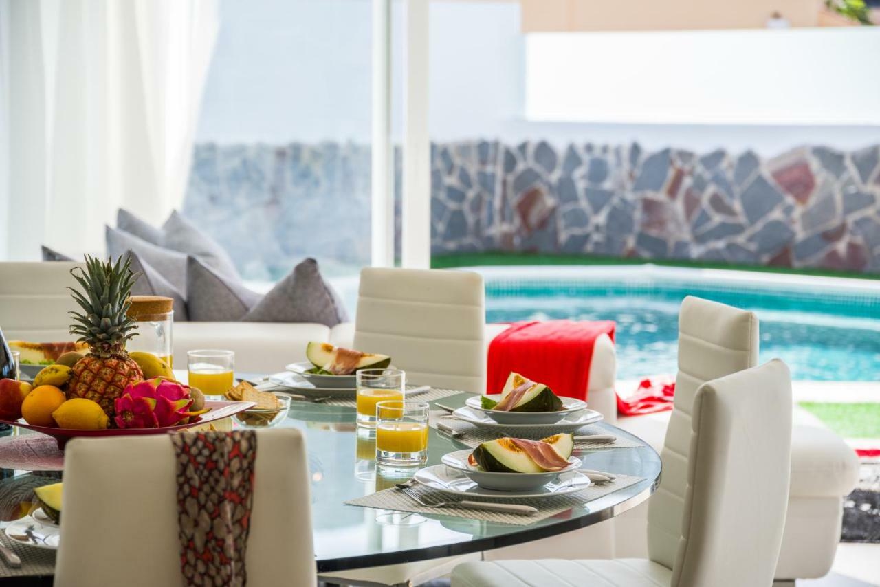 Luxury White Villa With Sea View, Heated Pool Costa Adeje  Extérieur photo
